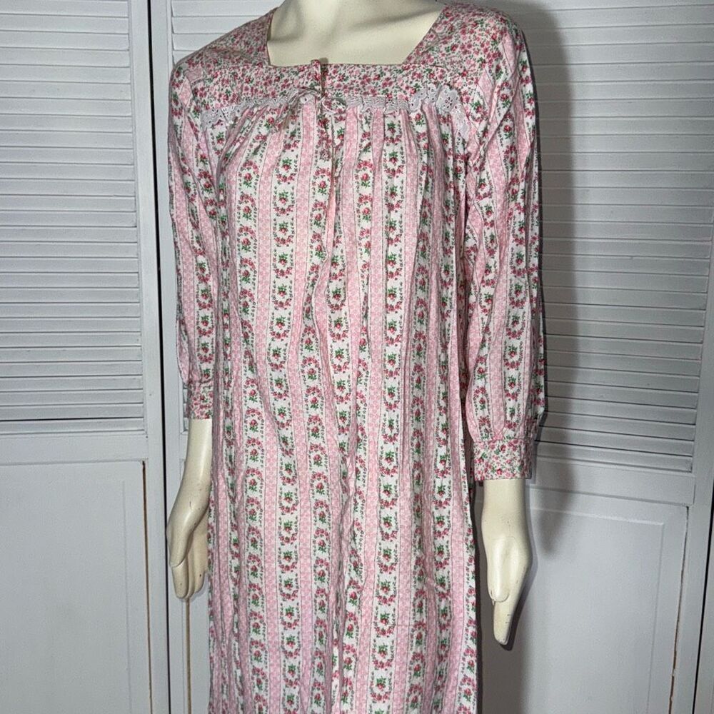 NWOT Vintage 70’s ILGWU Flannel Prairie Nightgown Size Medium
